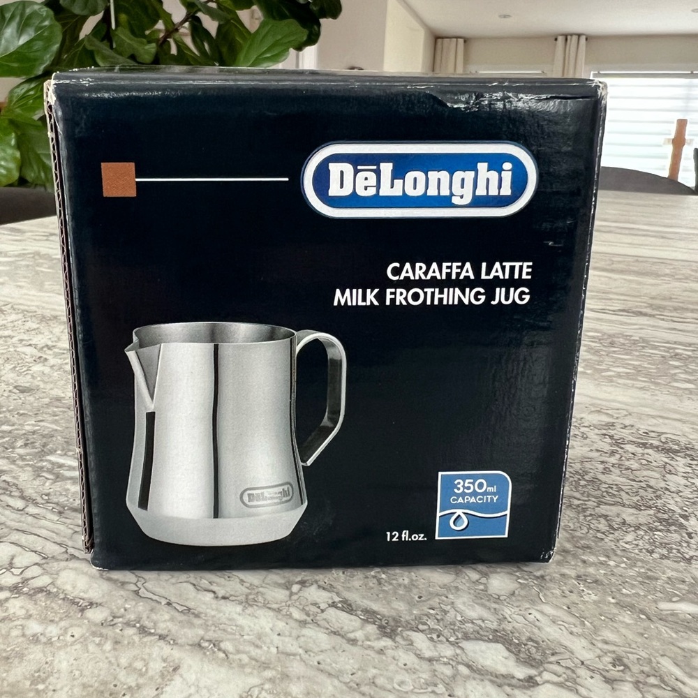 Delonghi milk frothing jug
